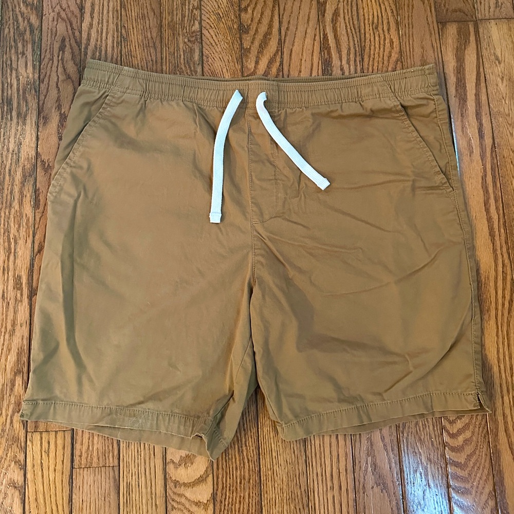 Mens khaki shorts